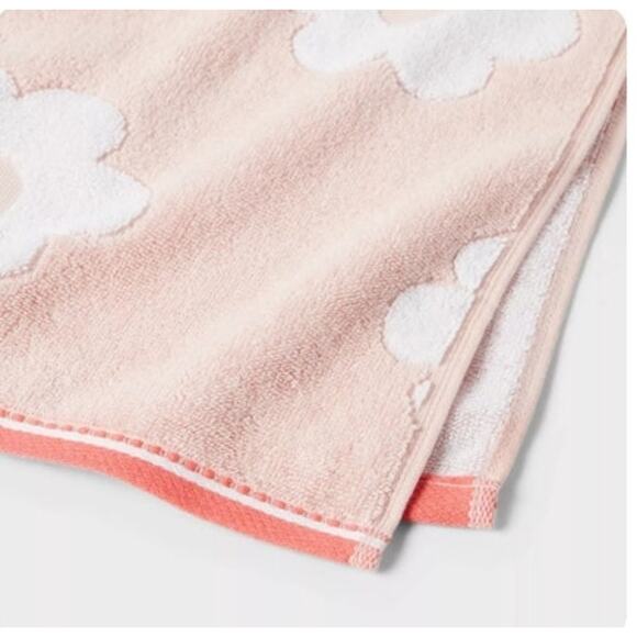 Kids' Bath Towel with SILVADUR™ Antimicrobial Technology - Pillowfort™ “5475” - Picture 3 of 7